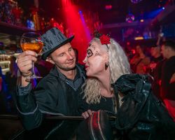 01.11.2024-Halloween-Naised-baaris-cc-Aliis-Kampus-04216