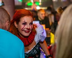 01.11.2024-Halloween-Naised-baaris-cc-Aliis-Kampus-04896