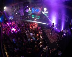 Smilers-Live-Venus-Club-2024-fotograaf-Jakob-Meier-55